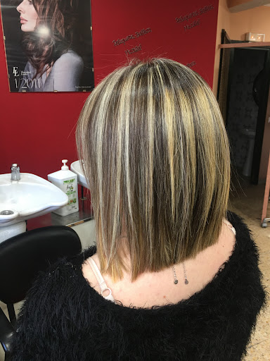 Peluquería Maribel en las Navas del Marqués, Ávila‎