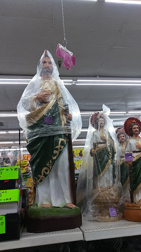 Thrift Store «Thrift & Dollar Mart», reviews and photos, 1915 E Park Row Dr, Arlington, TX 76010, USA