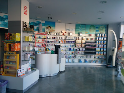 Farmacia El Moredal Urb. El Moredal, Bloque 1 Esc. C, Bajo, 14940, Córdoba, España