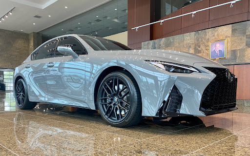 Lexus Dealer «Mungenast Lexus of St. Louis», reviews and photos, 13700 Manchester Rd, Manchester, MO 63011, USA