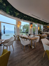 Atmosphère du FREGATE BEACH bar restaurant plage privée à Le Bourget-du-Lac - n°6