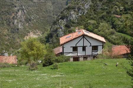 Casa Rural Arruti C. Francisco Arruti, 9, 26124 Nieva de Cameros, La Rioja, España
