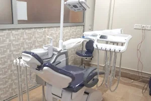 Fast Track Dental Clinic image
