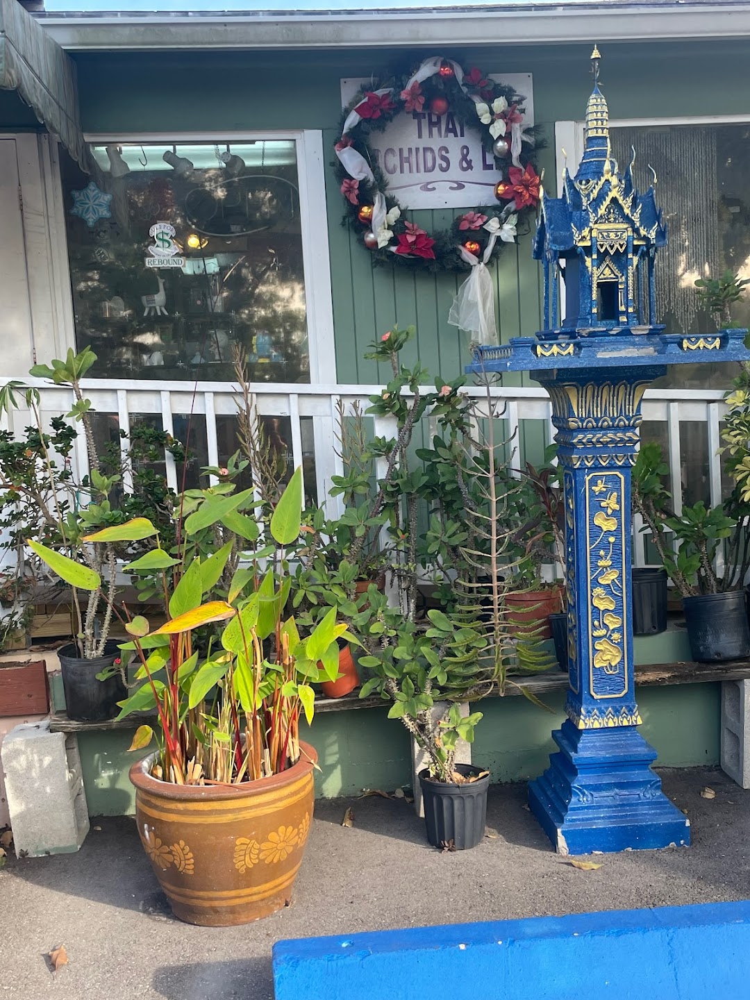 Thai Orchids and Leis