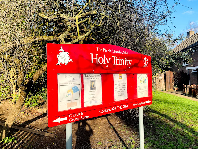 Reviews of Holy Trinity Stroud Green in London - Church