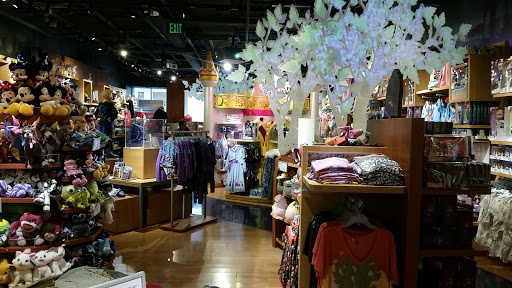 Toy Store «Disney Store», reviews and photos, 7875 Montgomery Rd, Cincinnati, OH 45236, USA