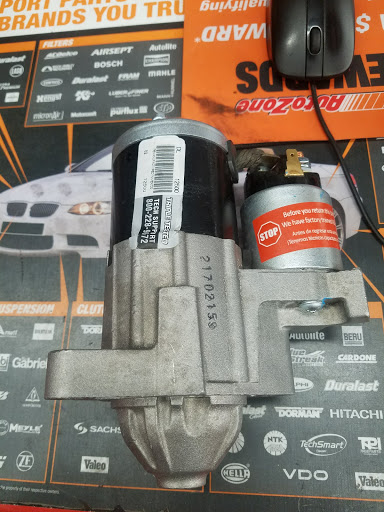 Auto Parts Store «AutoZone», reviews and photos, 746 N Country Club Dr, Mesa, AZ 85201, USA