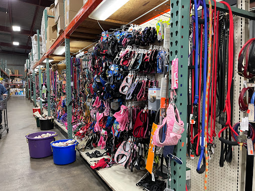 Pet Store «Pet Pals Discount Pet Foods & Supplies», reviews and photos, 3660 Soquel Dr, Soquel, CA 95073, USA