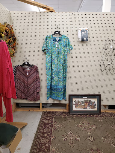 Flea Market «Emporium 1101 - Anderson», reviews and photos, 2200 S Scatterfield Rd, Anderson, IN 46012, USA