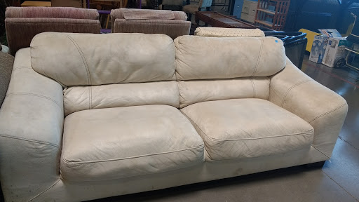 Thrift Store «Goodwill Everett Outlet», reviews and photos, 2208 W Casino Rd, Everett, WA 98204, USA