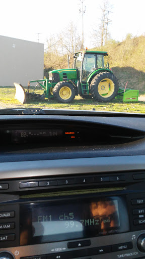 Home Improvement Store «Tractor Supply Co.», reviews and photos, 240 Cross Roads Plz, Mt Pleasant, PA 15666, USA