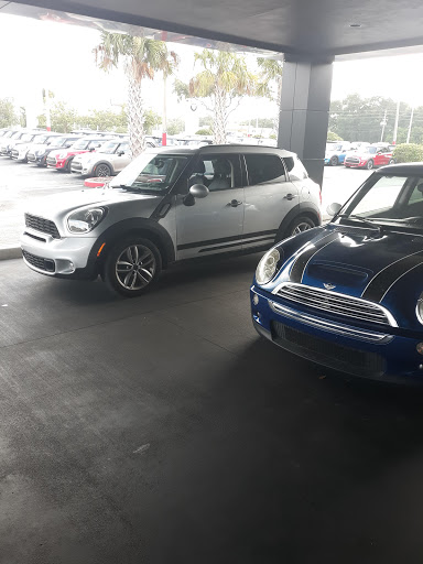 Car Dealer «Ferman MINI of Tampa Bay», reviews and photos, 31320 US-19, Palm Harbor, FL 34684, USA