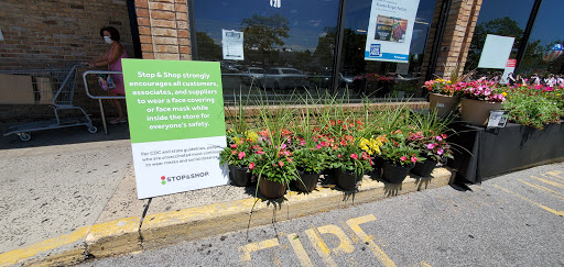 Grocery Store «Stop & Shop», reviews and photos, 420 White Plains Rd, Eastchester, NY 10709, USA