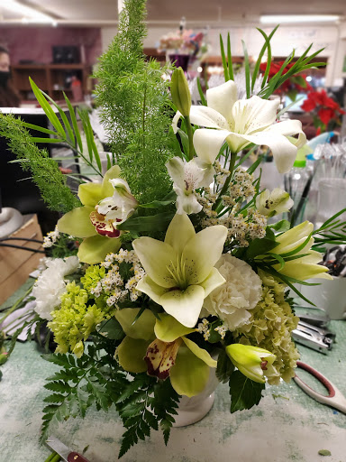 Florist «Shaw And Boehler Florist», reviews and photos, 31 Clinton Ave, Cortland, NY 13045, USA