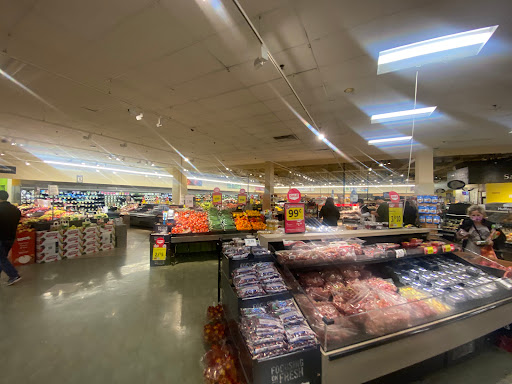 Grocery Store «Stop & Shop», reviews and photos, 213-15 26th Ave, Bayside, NY 11360, USA