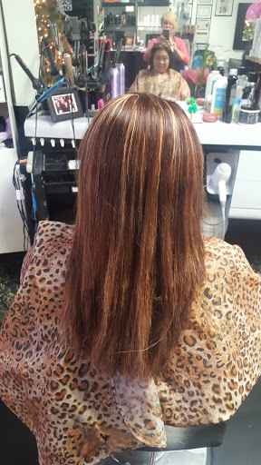Beauty Salon «Yadis Hair Salon», reviews and photos, Yadis Hair Salon, 14550 Vanowen St, Van Nuys, CA 91405, USA