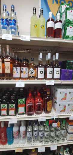 Liquor Store «Brandon Cross Liquors», reviews and photos, 10045 E Adamo Dr, Tampa, FL 33619, USA