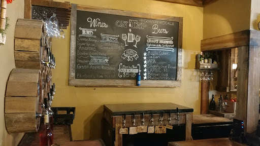 Brewery «The Corkscrew Winery and Brewery», reviews and photos, 16 SW Broadway St, Ocala, FL 34471, USA