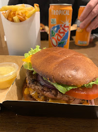 Plats et boissons du Restaurant de hamburgers L’Original Burger à Saint-Pierre-en-Auge - n°4