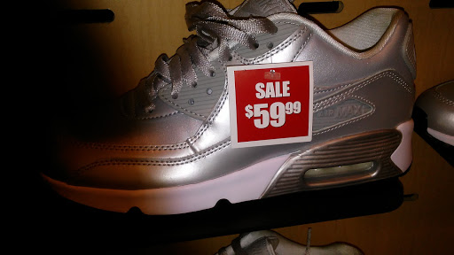 Shoe Store «Footaction», reviews and photos, 1401 S Buckner Blvd #100, Dallas, TX 75217, USA