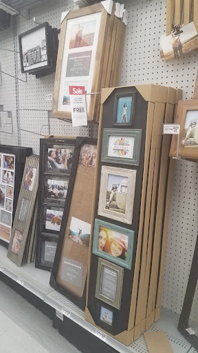 Craft Store «Michaels», reviews and photos, 1019 Montauk Hwy #1, Shirley, NY 11967, USA