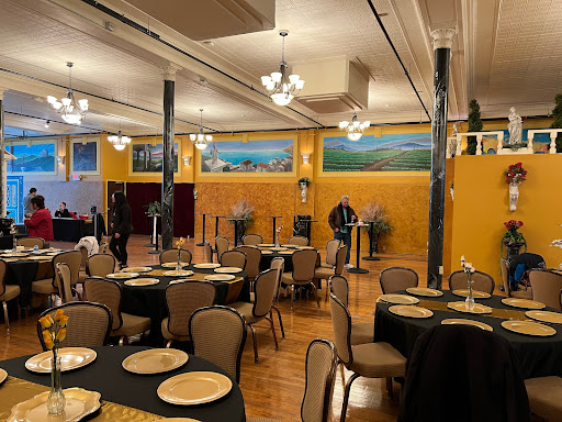 Pizza Restaurant «Jupiter Studios & Bistro», reviews and photos, 346 E Main St, Alliance, OH 44601, USA