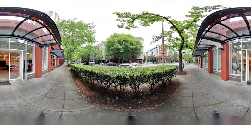 Belltown Bride, 2915 1st Ave, Seattle, WA 98121, USA, 