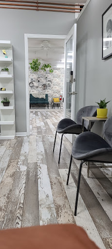 Hair Salon «Natural Awakenings Hair», reviews and photos, 7009 Lenox Village Dr, Nashville, TN 37211, USA