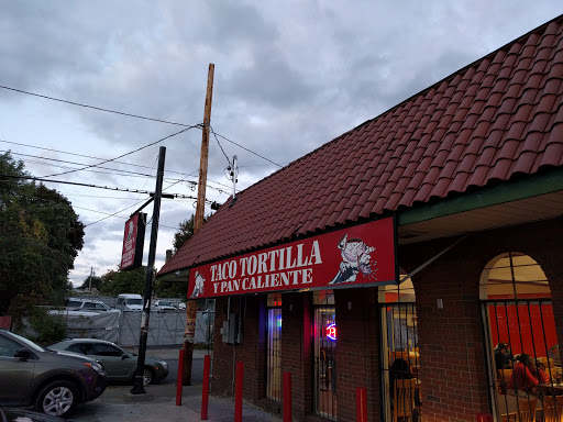 Grocery Store «Azteca Grocery», reviews and photos, 215 Washington St, Newburgh, NY 12550, USA