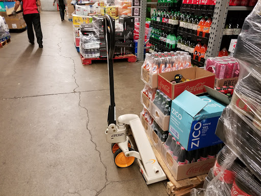 Shopping Mall «Cedar Hills Crossing», reviews and photos, 3205 SW Cedar Hills Blvd, Beaverton, OR 97005, USA