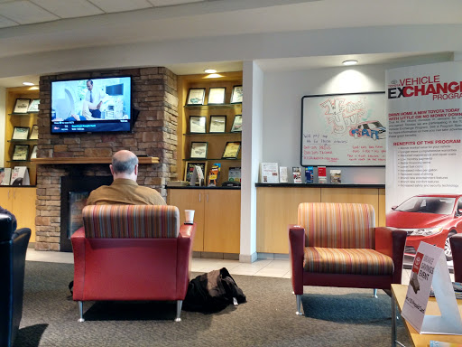 Toyota Dealer «Premier Toyota of Amherst», reviews and photos, 47190 Cooper Foster Park Rd, Amherst, OH 44001, USA