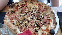 Pizza du Pizzeria Golosino Levallois Perret - Pizza / Cuisine italienne - n°18