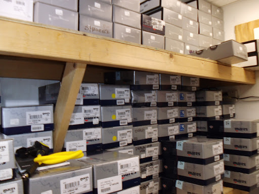 Dive Shop «Divers Discount Florida», reviews and photos, 2071 South Federal Highway, Fort Lauderdale, FL 33316, USA