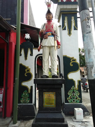 Standbeeld van Makassarese Legioen - Dhaéng