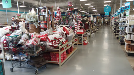 Home Goods Store «At Home», reviews and photos, 6840 NW Loop 410, San Antonio, TX 78238, USA