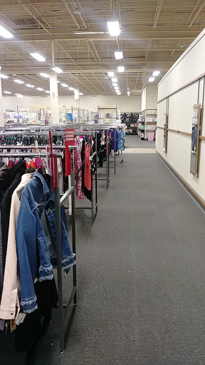 Clothing Store «Burlington Coat Factory», reviews and photos, 287 Washington St, Attleboro, MA 02703, USA