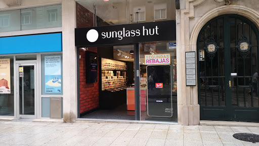 Sunglass Hut