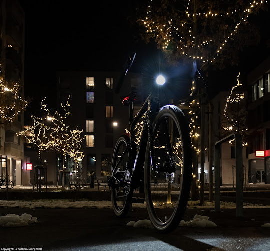 Kommentare und Rezensionen über Redspoke Bike Service. Suhr Aarau | E-bikes | Veloservice | Aarios | Bikefitting | Suspension-Services
