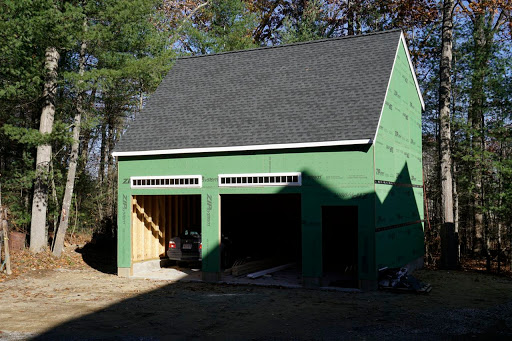 Metro Siding & Roofing Distrs in Woburn, Massachusetts