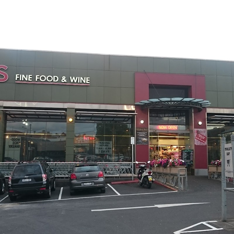 Leo's Fine Food & Wine Supermarket