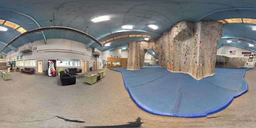 Gym «The Gravity Vault - Indoor Rock Gym», reviews and photos, 107 Pleasant Ave, Upper Saddle River, NJ 07458, USA