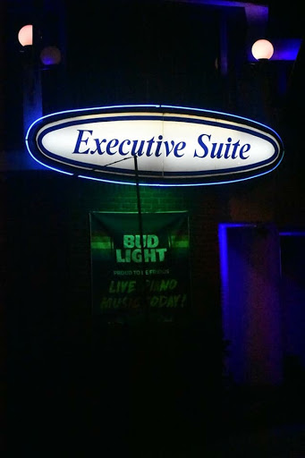 Karaoke Bar «Executive Suite», reviews and photos, 3428 Pacific Coast Hwy, Long Beach, CA 90804, USA