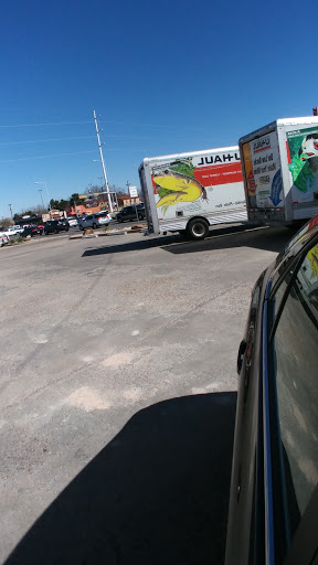 Truck Rental Agency «U-Haul Moving & Storage of Lubbock», reviews and photos, 1613 34th St, Lubbock, TX 79411, USA
