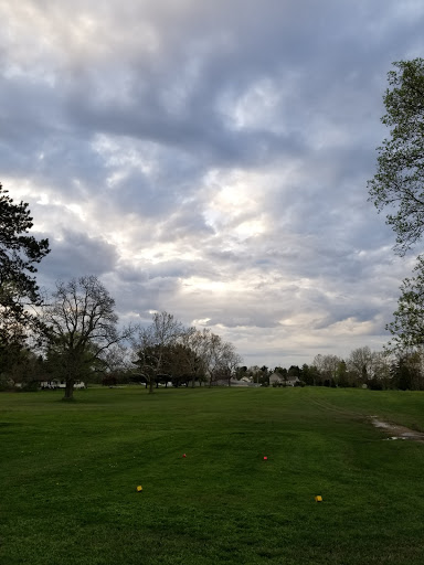 Golf Course «Loyal Oak Golf Course», reviews and photos, 2909 S Cleveland Massillon Rd, Norton, OH 44203, USA