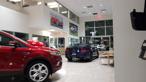Car Dealer «Star Ford Lincoln», reviews and photos, 1101 S Brand Blvd, Glendale, CA 91204, USA