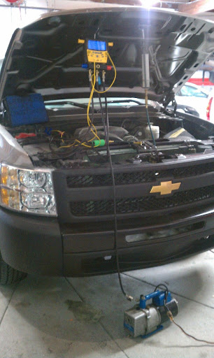 Auto Body Shop «C G & E Auto Body», reviews and photos, 545 Standish St, Redwood City, CA 94063, USA