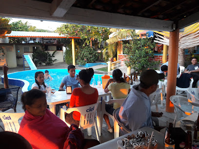 Vista Mar Restaurante - 71600 Pinotepa Nacional, Oaxaca, Mexico