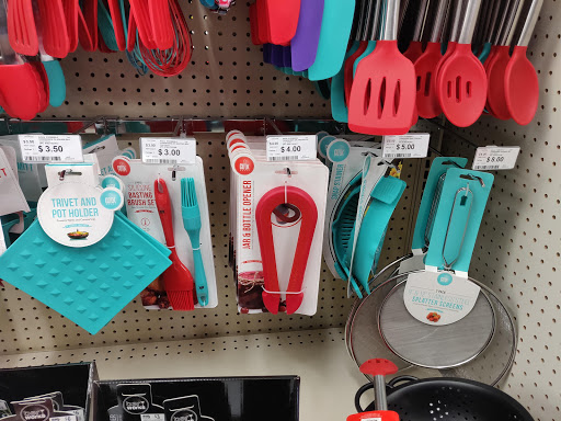 Discount Store «Big Lots», reviews and photos, 18565 SW Tualatin Valley Hwy, Beaverton, OR 97006, USA