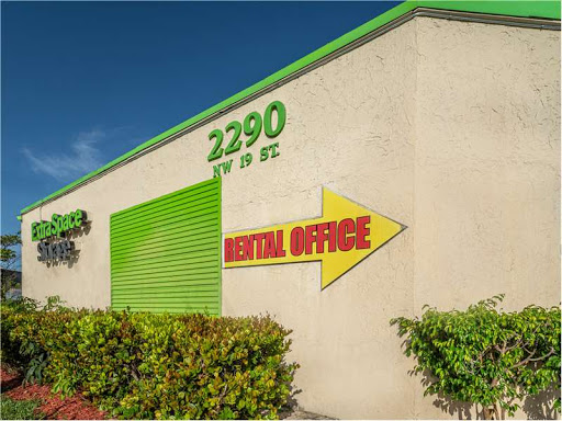 Self-Storage Facility «Storage Post Self Storage Lauderdale Manors», reviews and photos, 2290 NW 19th St, Fort Lauderdale, FL 33311, USA