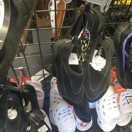 Sporting Goods Store «Big 5 Sporting Goods», reviews and photos, 4859 Lone Tree Way, Antioch, CA 94531, USA